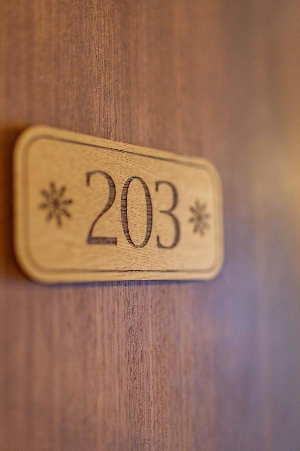 L'Escale Hotel Chatel Ngoại thất bức ảnh